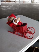 Sleigh with teddy bears