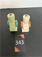 Salt & Pepper Shakers