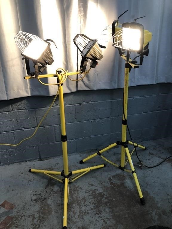 2 DUEL HEAD SHOP LIGHTS