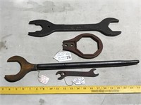 Wrenches- Minneapolis Moline, Massey Harris PE485.