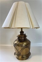 DESIRABLE VINTAGE SOLID BRASS LAMP - NEW YORK