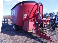 Jaylor 31000 feeder wagon