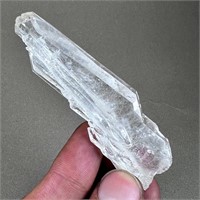 40 Gm Stunning Natural Fedan Quartz Specimen