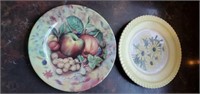 Pair of decorative saucer sized plates