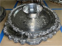 Silverplate chip n dip and 2 trays