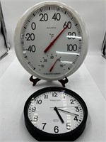 Thermometer & clock vintage