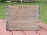 OLD VTG 10 CENT CANADA DRY WOODEN POP CRATE
