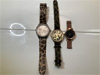 Lot of 3 women’s watches