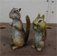 (2) Squirrels