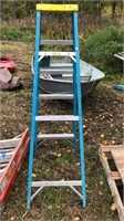 6 ft blue ladder