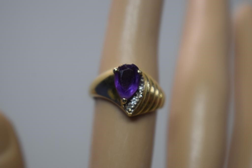 14K Gold Amethyst & Diamond Ring  Sz 6