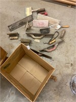 Assorted lot of trowels