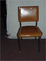Chrome leg vinyl chair good condition