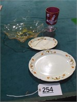 Yellow Centerpiece Bowl, Hall Dishes - As is, Ruby