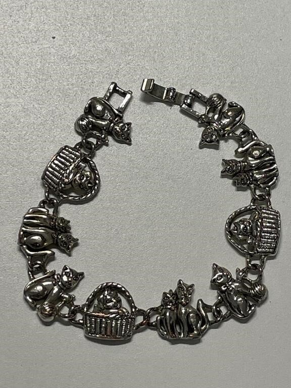 VINTAGE 1960'S CAT THEMED BRACELET