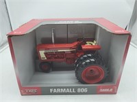 Farmall 806 Duals