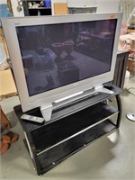 42" Panasonic Plasma tv w/remote & tv stand