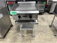 A-Vantco 24" Griddle w/roling stand