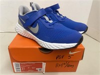 Nike Revolution 5 (PSV) Running Shoe. MSRP $65