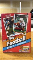 — sealed. 1993 Topps Series 2 football cards