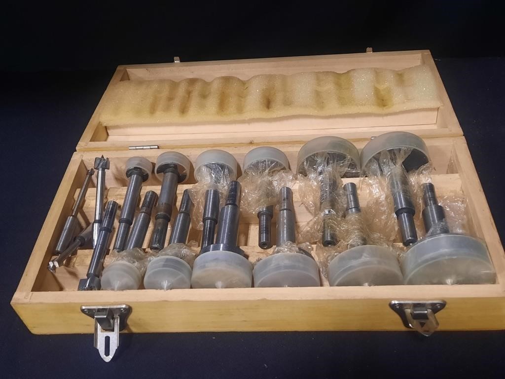 Nice Set of Router Bits in Case