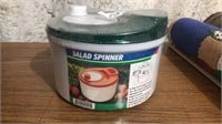 Salad spinner new in package