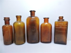 VINTAGE AMBER GLASS APOTHECARY BOTTLES 4"-6"T