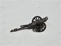 VINTAGE SPRING LOADED CANNON TOY DURHAM