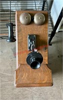 Antique Oak Telephone - works! (Connex 1)
