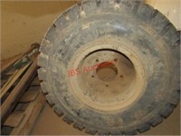 Nanknag Hyster Tire