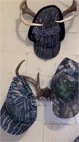2 -6 POINT ANTLERS WITH 3 CAMO HATS