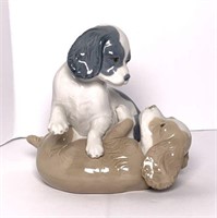 NAO Lladro Porcelain Dog Figurine
