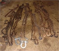 6 lengths of chain and 2 clevises; as is