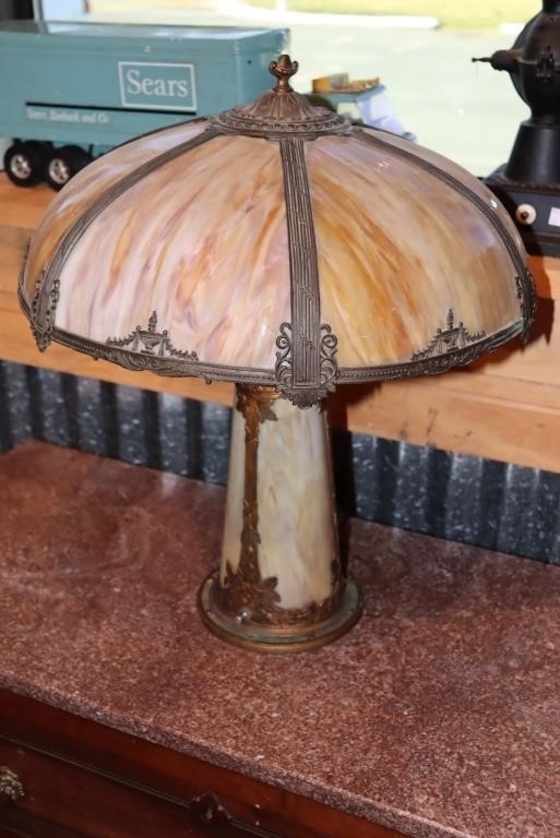 Art Nouveau carmel Slag glass lamp with 6 panels