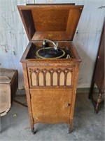 Pathetic Phonograph Model Record Player