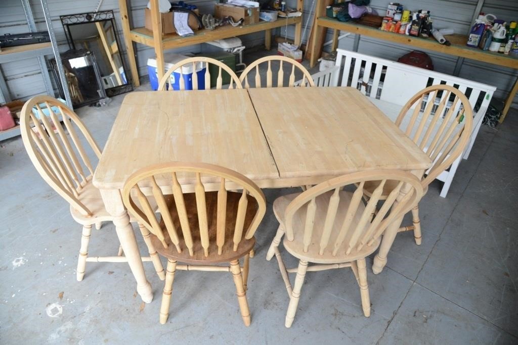 54 X 36 X 38 DINING ROOM TABLE WITH 6 CHAIRS