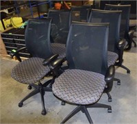 6-OFFICE CHAIRS ON CASTERS