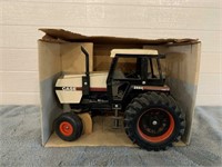 Ertl Case 2594 Tractor 1/15 scale