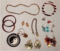 Group of VINTAGE COSTUME JEWELRY, NECKLACES & More