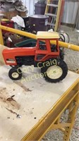 7060 Allis Chalmers metal tractor