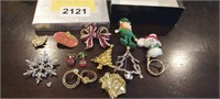 LOT OF HOLIDAY JEWELRY
