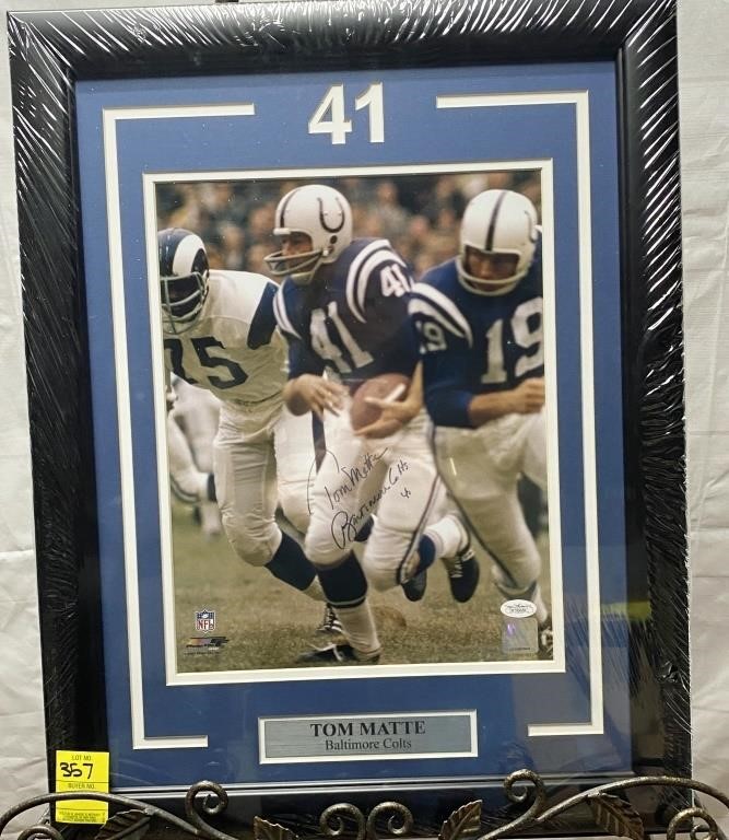 Sports Cards & Memorabilia Auction