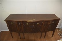 Federal style side board with veneered mahogany,