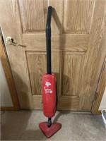 Dirt Devis swivel stick vacuum