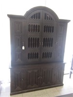 2PC PAINTED CABINET