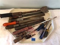 Assorted Screwdrivers & Chisels
