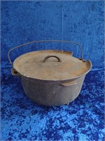 CAST IRON CAMP DUTCH OVEN WITH LID tite top