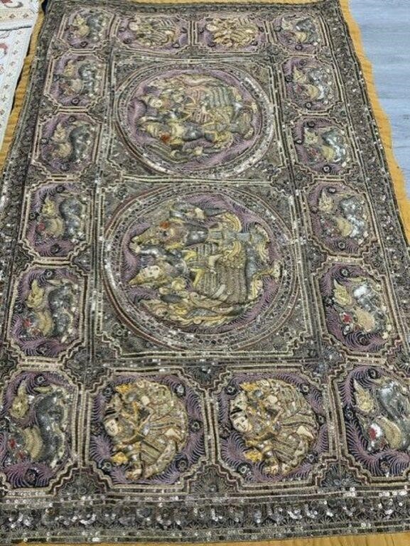 Unlimited Luxury Rug Auction 17