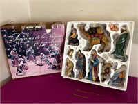 Nice Kirkland Porcelain Nativity 10 Piece Set NIB