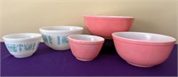Pyrex Sets! 3 Pink & 2 Blue Butterprint Bowls